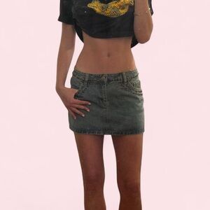 Stylish Blue Denim Mini Skirt